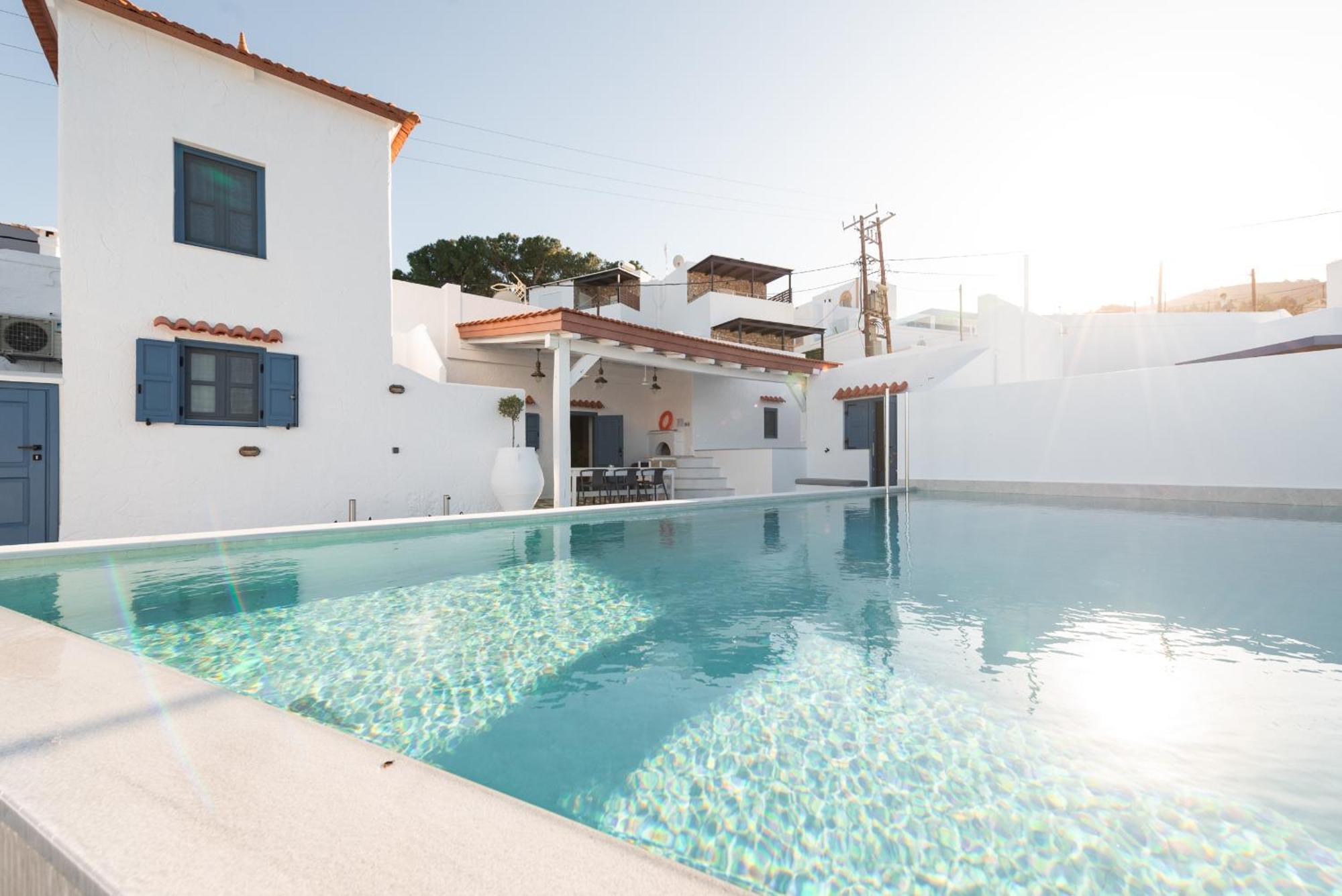 Villa Square Luxury