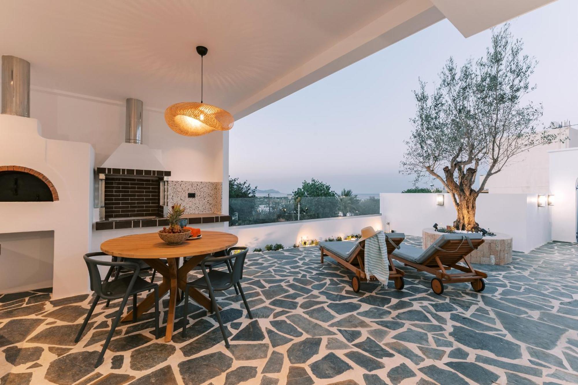 Villa Square Luxury